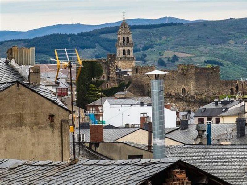 Hotel Aroi Ponferrada Exterior foto